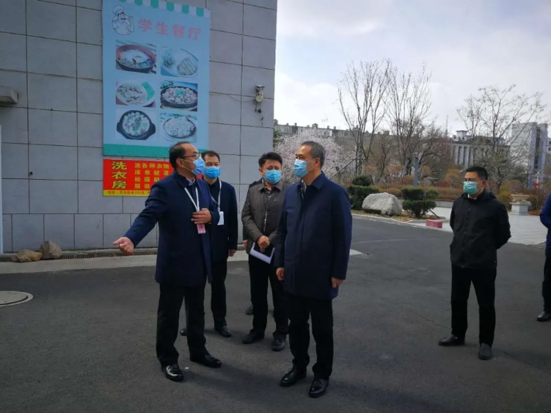 【党建速递】州委常委,组织部部长,州委教育工委书记王雪峰到学校调研