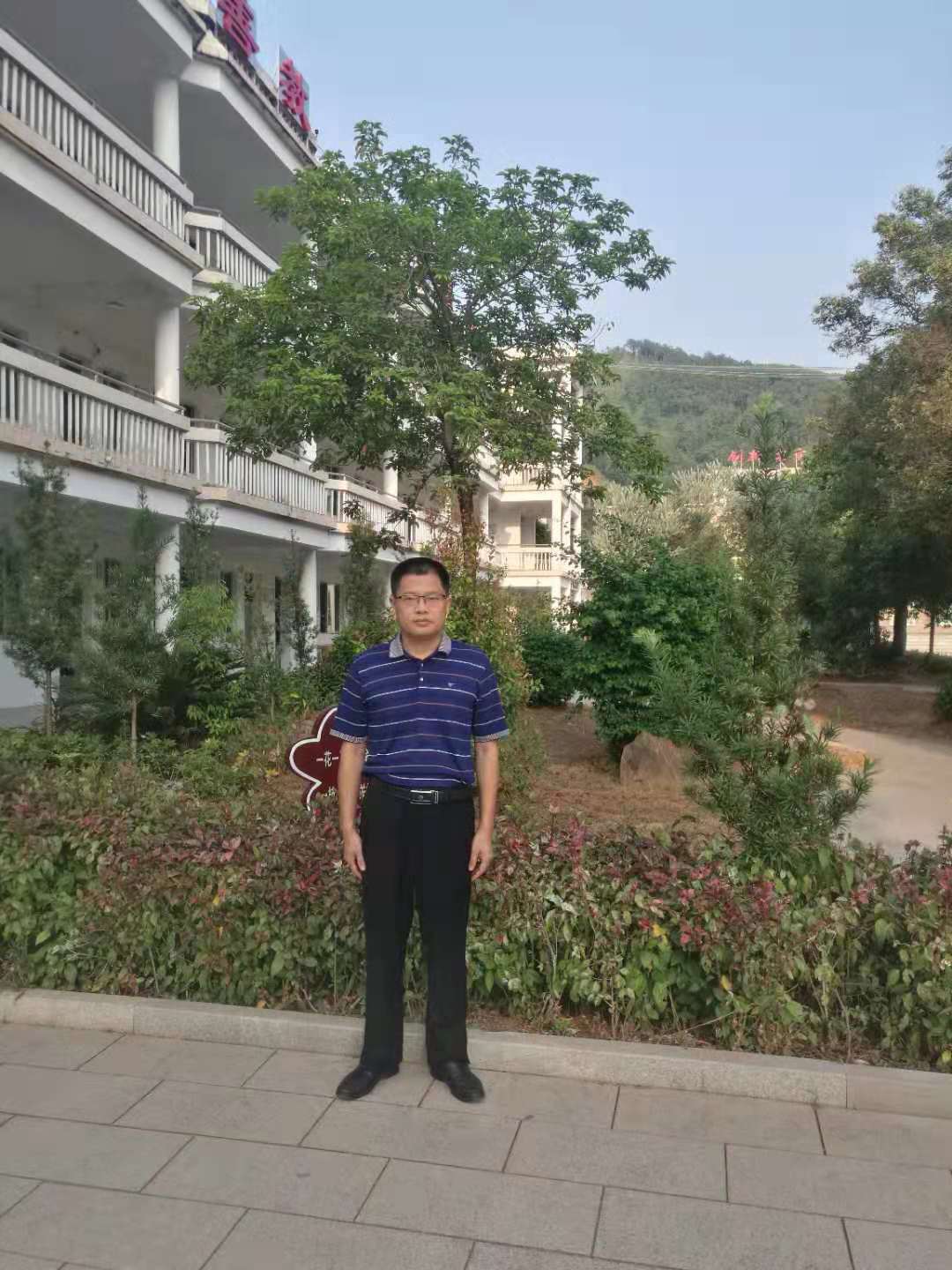 王晓松校长 - 蕉岭县镇平中学 - 慧教云