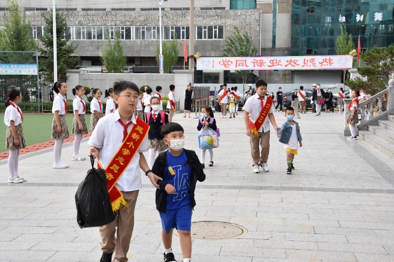 延吉市延新小学图片