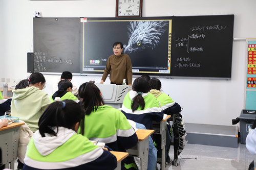 互交流助成长促双减图们市第三中学资深教师听评课活动