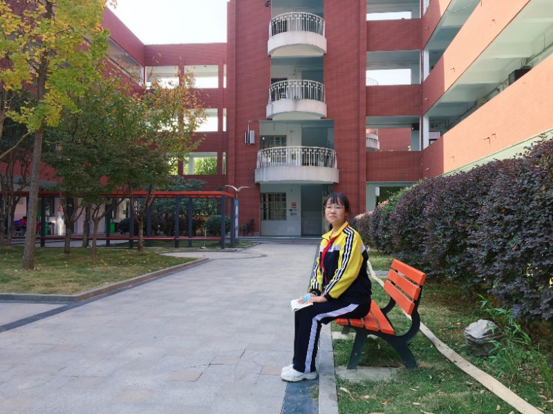 1606199723_9181_66470.jpg 苏余沁颖.jpg
