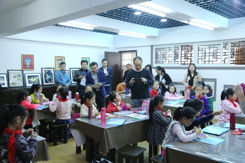1610535908_0699_80435.jpg 胡黎琳2.jpg
