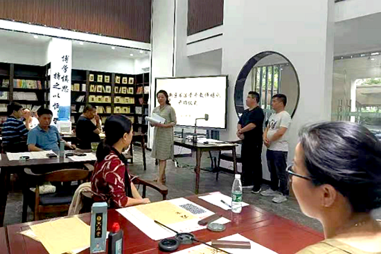 漳河新区教育文化和旅游局启动暑期教师培训系列活动1.png