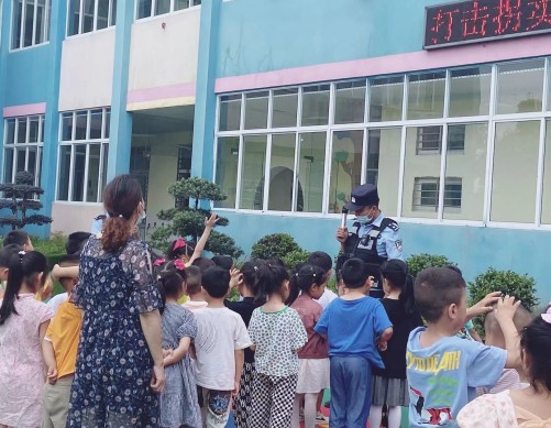 1654150951_0532_31370.jpg 1654150951_0532_31370.jpg